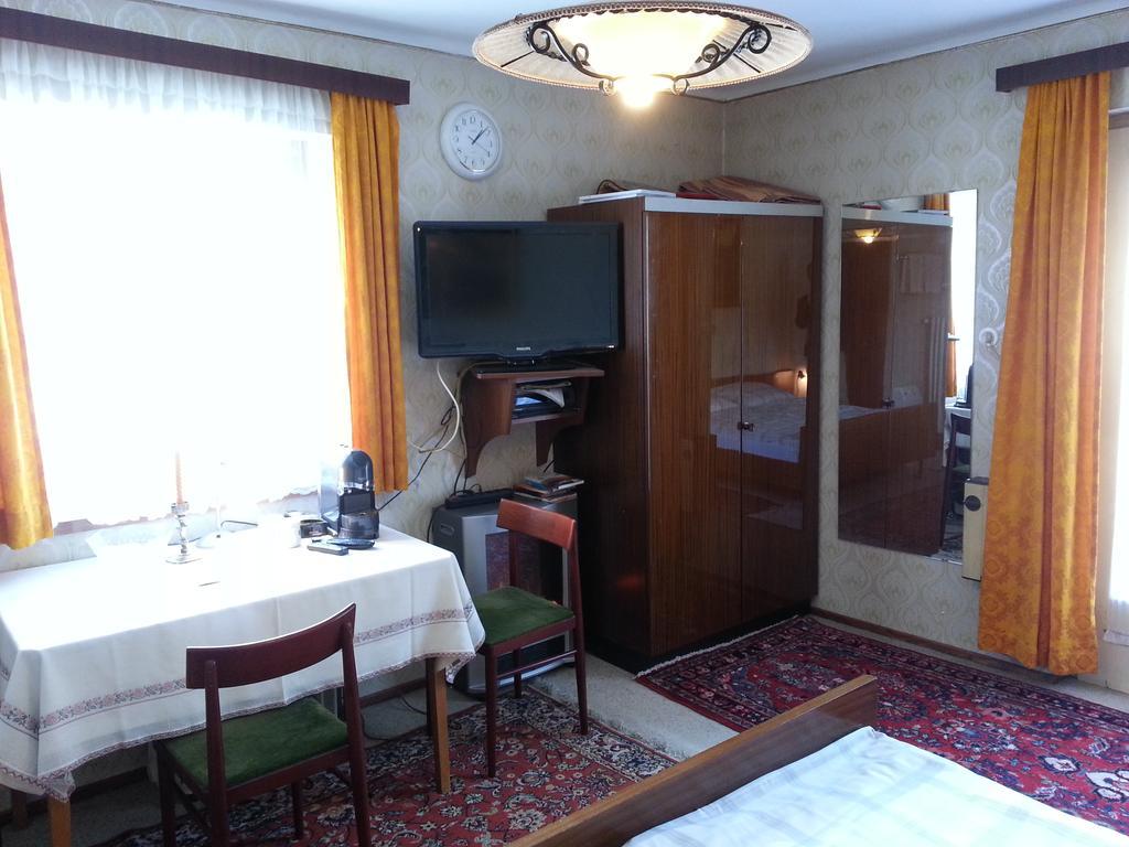 Haus Ellmaustein Bed & Breakfast Fuschl am See Dış mekan fotoğraf