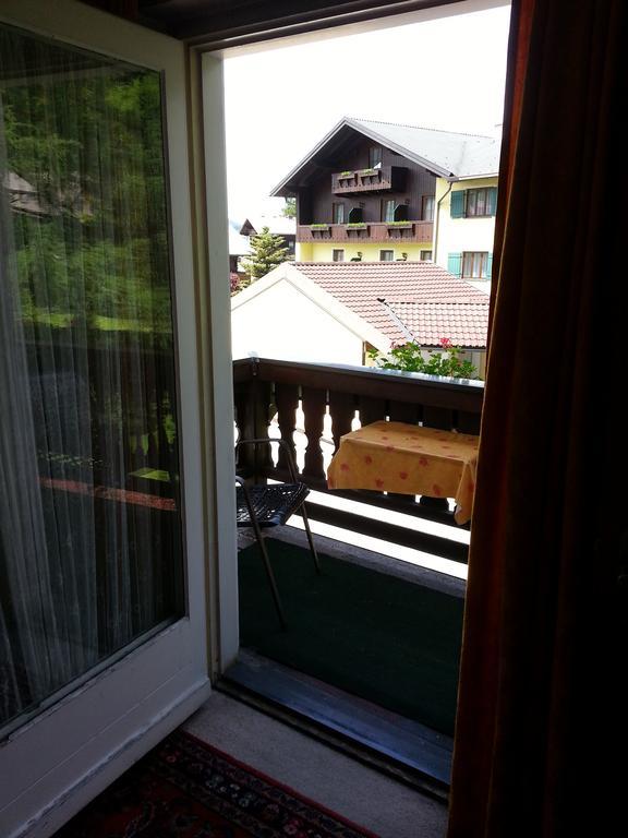 Haus Ellmaustein Bed & Breakfast Fuschl am See Oda fotoğraf