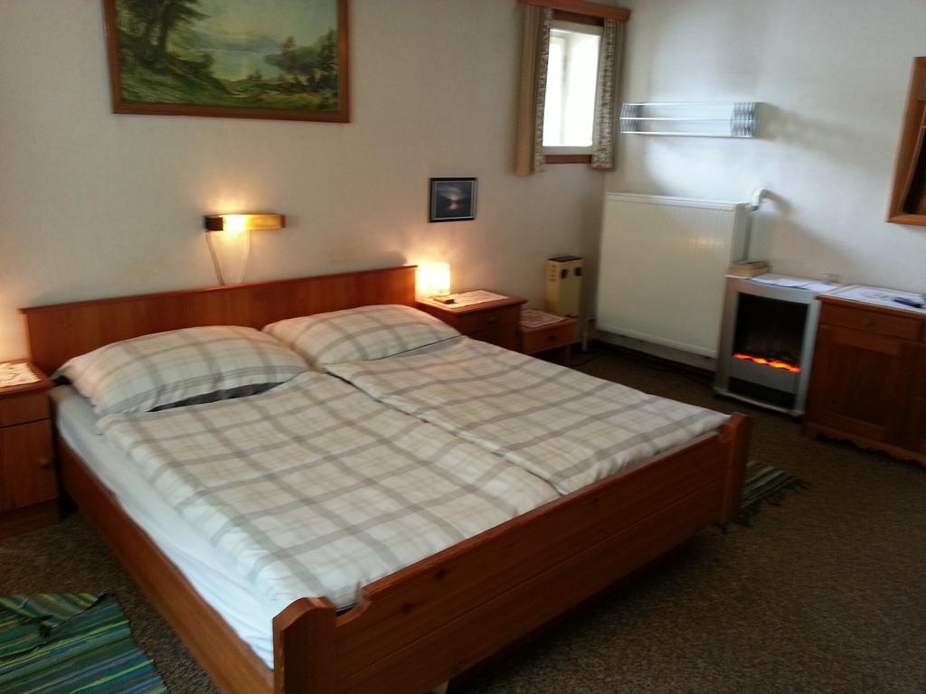 Haus Ellmaustein Bed & Breakfast Fuschl am See Oda fotoğraf